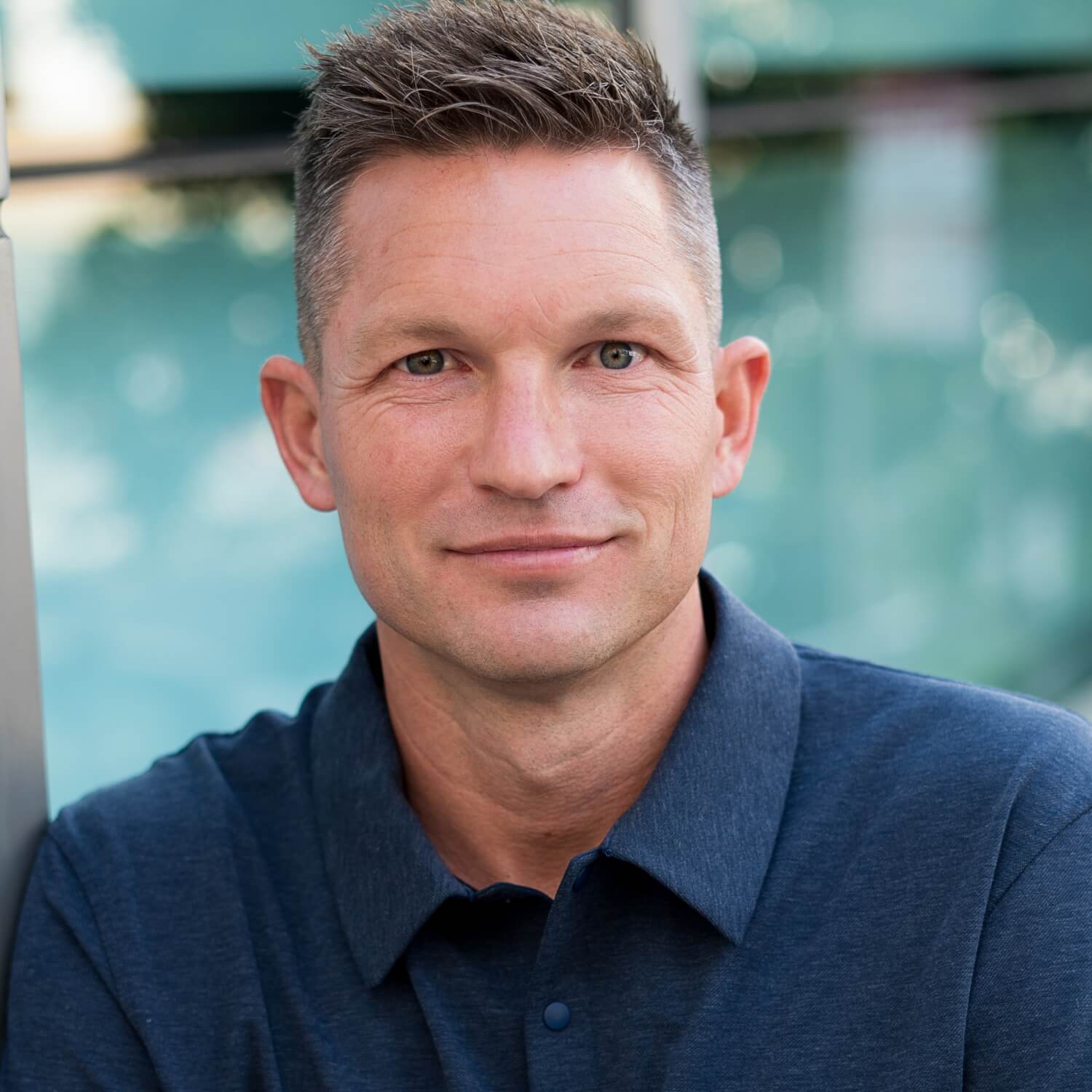 acting headshot photography example of man outdoors