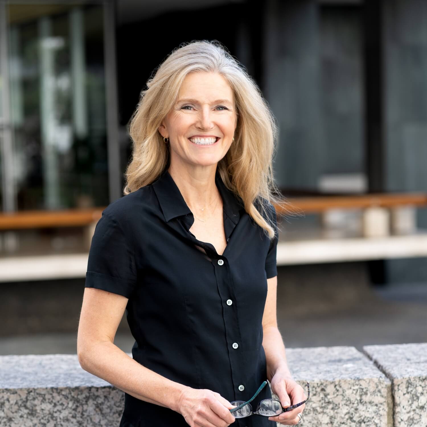 business headshot photography of female executive