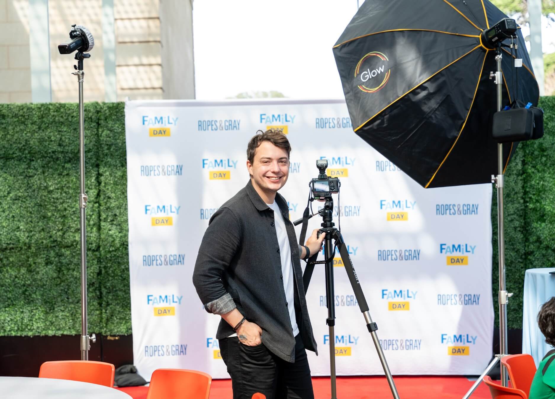 red carpet headshot booth