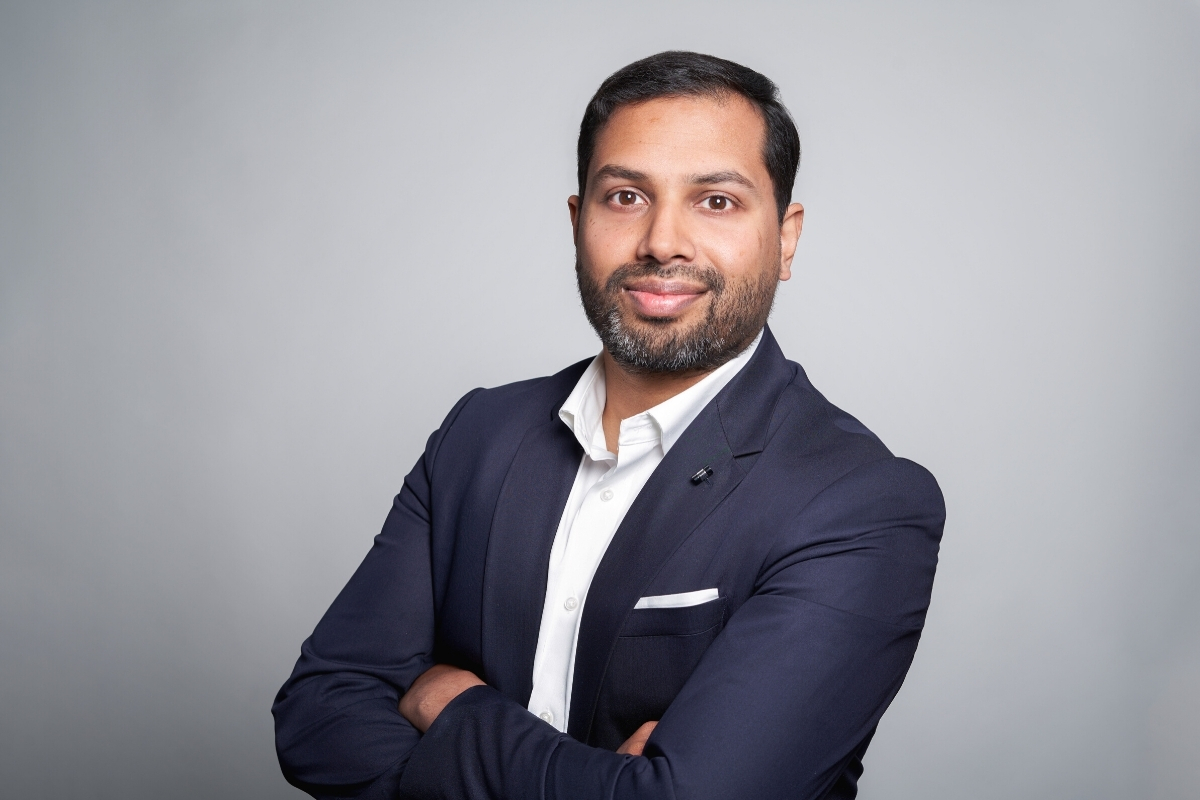 Sales Headshot Example
