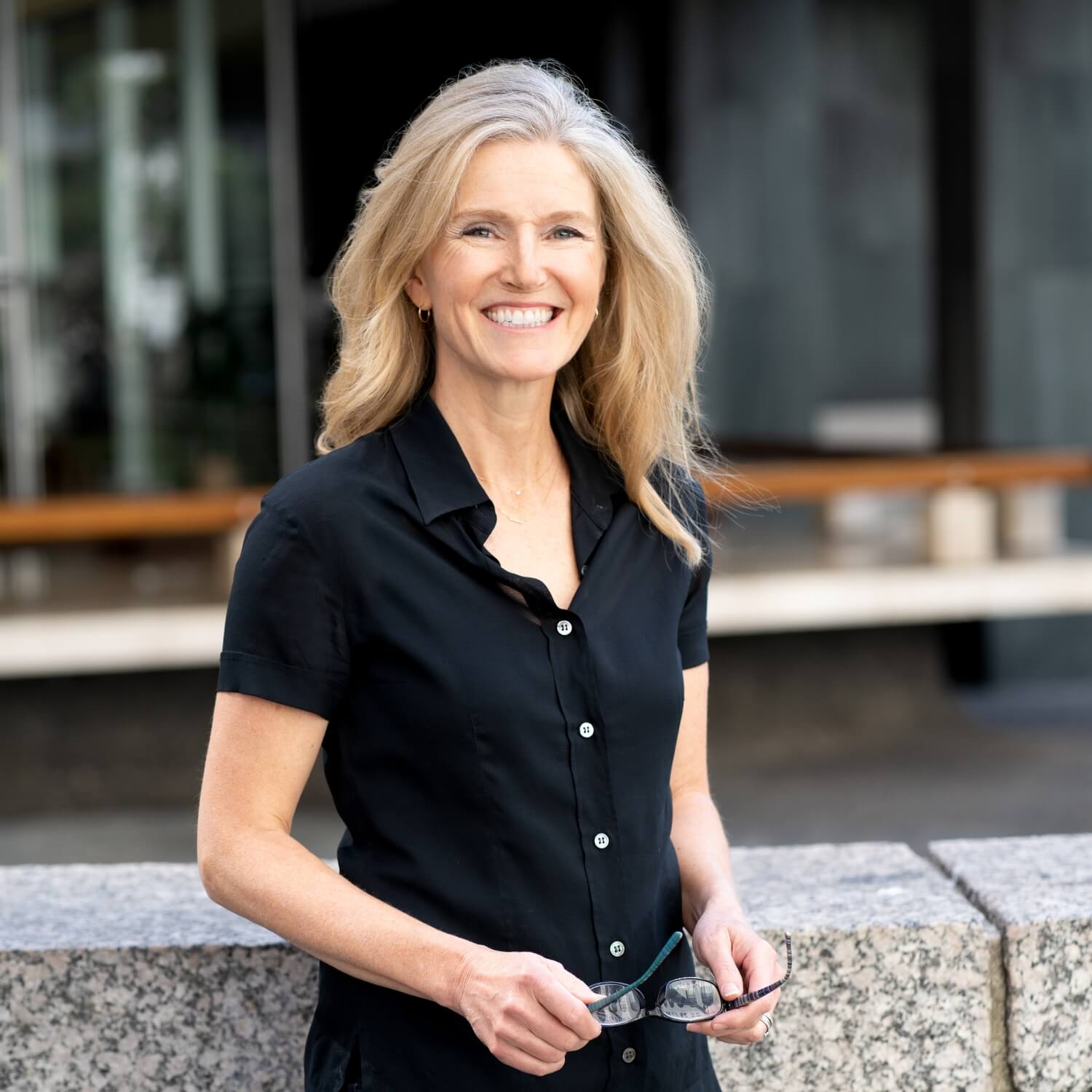 linkedin profile photo photography outdoors