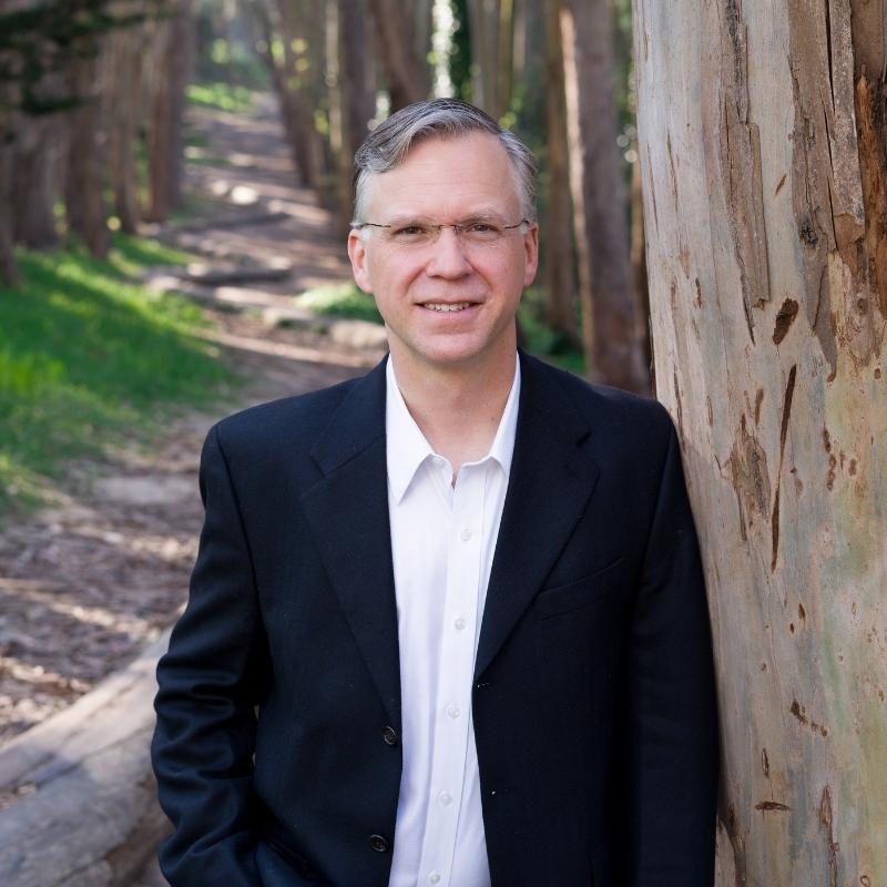 natural outdoor business headshot example